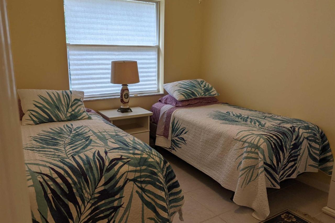 Pet-Friendly Flagler Beach Home With Yard Near Beach Exteriör bild
